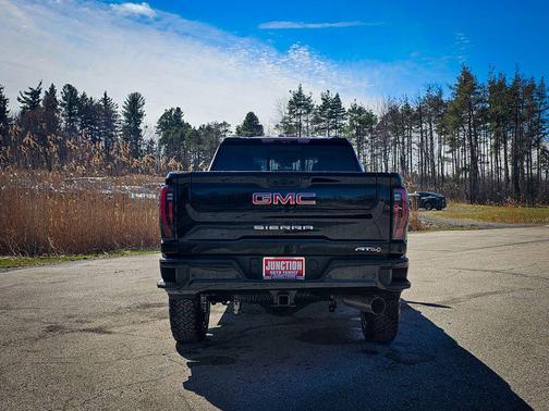 Onyx Black 2026 GMC Sierra 2500 AT4