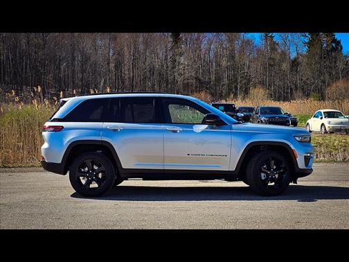 2025 Jeep Grand Cherokee Limited X