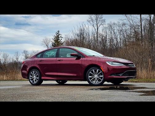 2016 Chrysler 200 S