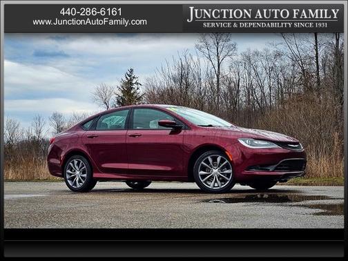 2016 Chrysler 200 S
