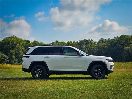 2025 Jeep Grand Cherokee Limited X