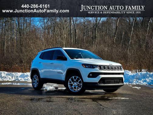 2024 Jeep Compass Latitude Lux
