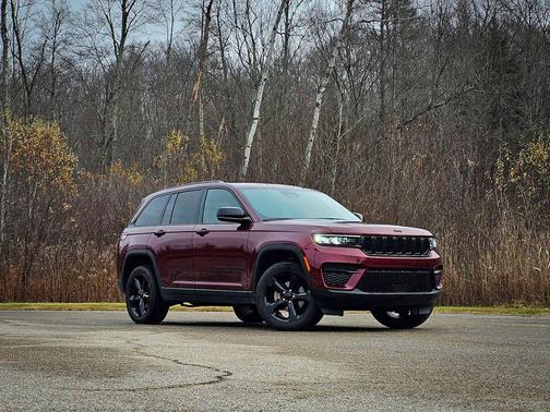 2024 Jeep Grand Cherokee Altitude