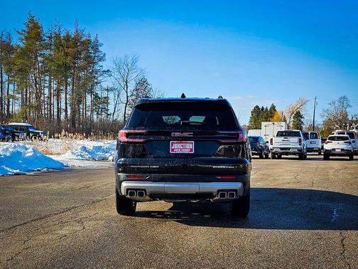 2026 GMC Acadia Elevation AWD