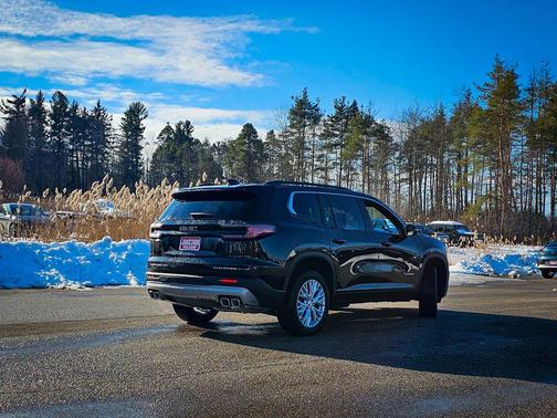 2026 GMC Acadia Elevation AWD