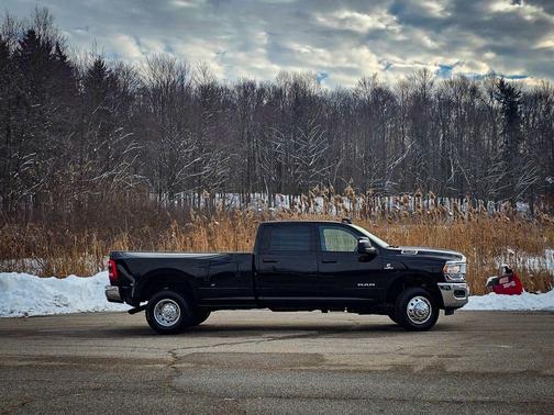 2024 RAM 3500 Big Horn Crew Cab 4x4 8' Box