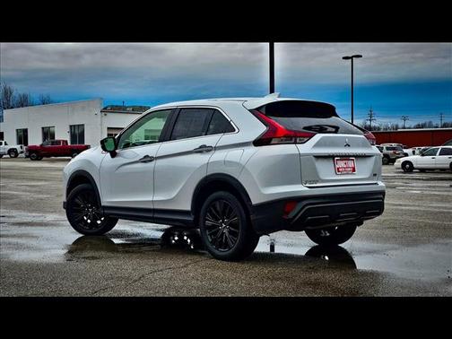 2022 Mitsubishi Eclipse Cross LE