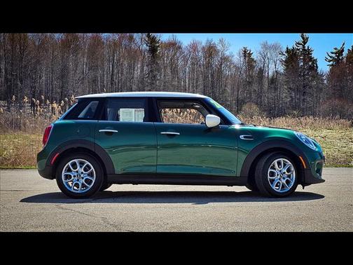 2021 MINI Hardtop Cooper