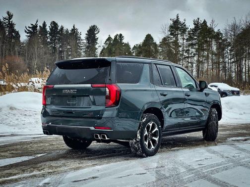 2026 GMC Yukon 4WD AT4