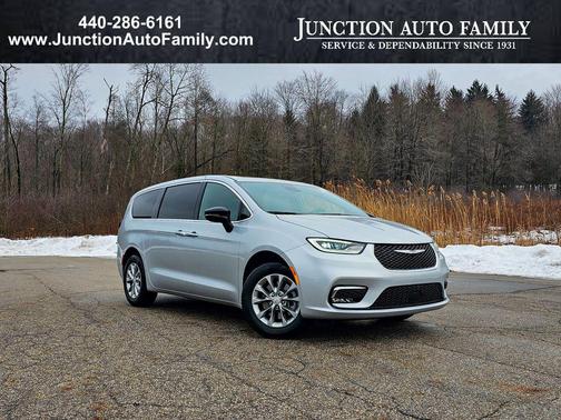 2026 Chrysler Pacifica Limited