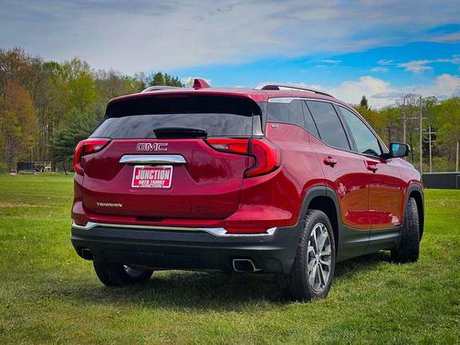 Red Quartz Tintcoat 2020 GMC Terrain SLT