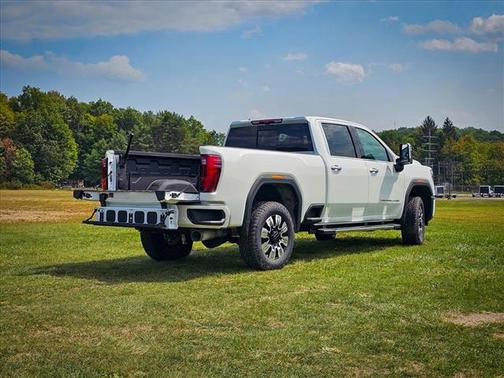 2025 GMC Sierra 2500 Denali