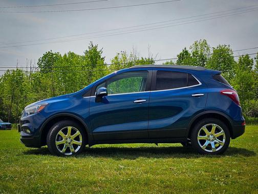 Deep Azure Metallic 2019 Buick Encore Essence