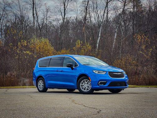 2026 Chrysler Pacifica L