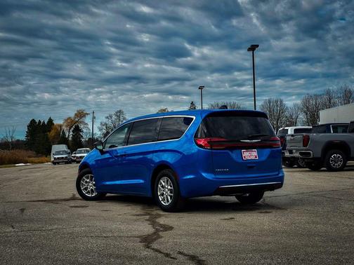 2026 Chrysler Pacifica L