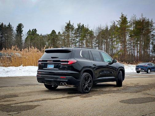 2024 GMC Acadia AWD Elevation