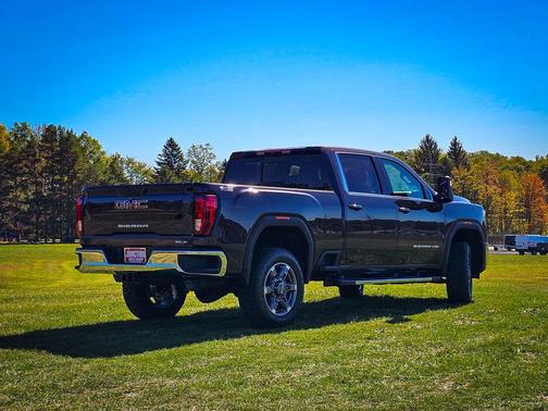 2026 GMC Sierra 2500 SLE