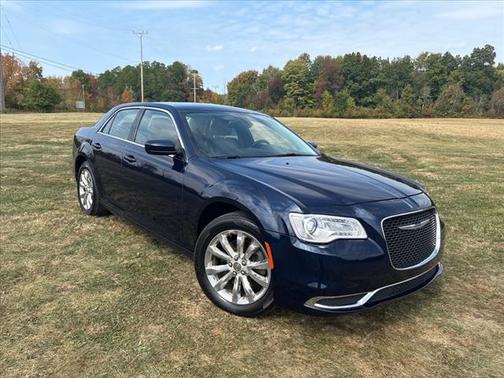 2016 Chrysler 300 Limited
