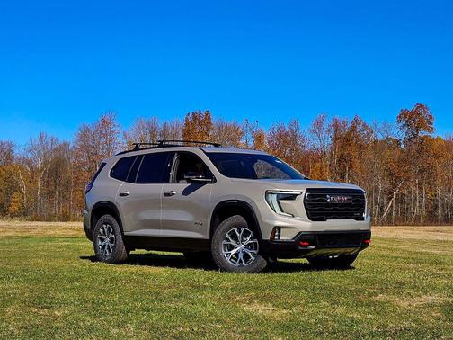 2026 GMC Acadia AT4 AWD