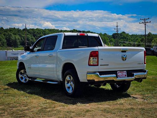 Bright White Clearcoat 2020 RAM 1500 Big Horn/Lone Star