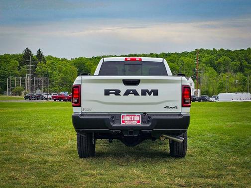 Bright White Clearcoat 2026 RAM 3500 Tradesman Regular Cab 4x4 8' Box
