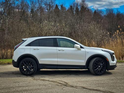 Crystal White Tricoat 2023 Cadillac XT4 Sport