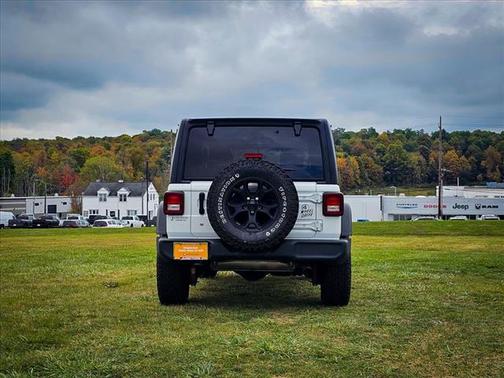 2020 Jeep Wrangler Unlimited Willys 4X4