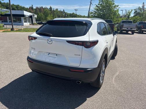 Snowflake White Pearl Mica 2024 Mazda CX-30 2.5 S Preferred Package