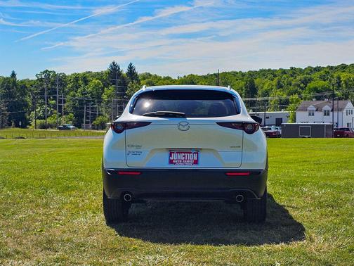 Snowflake White Pearl Mica 2024 Mazda CX-30 2.5 S Preferred Package