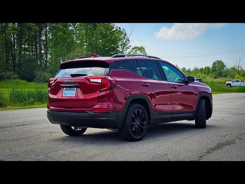 2022 GMC Terrain SLT