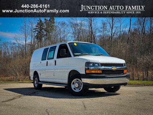 2024 Chevrolet Express 2500 RWD 2500 Regular Wheelbase WT