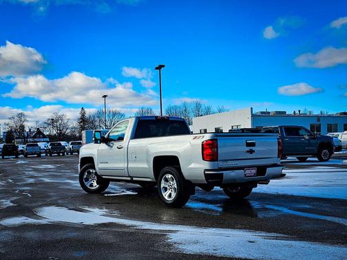 2017 Chevrolet Silverado 1500 2LT
