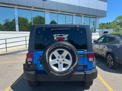 Hydro Blue Pearl Coat 2016 Jeep Wrangler Unlimited Sport