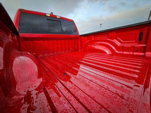 Molten Red Pearlcoat 2026 RAM 1500 Big Horn/Lone Star