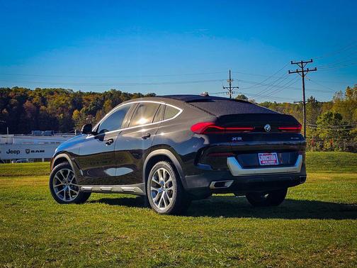 2023 BMW X6 xDrive40i