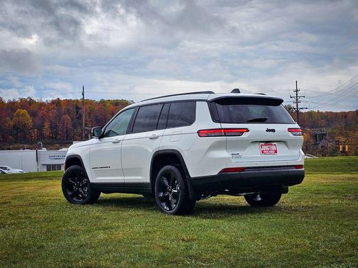 2025 Jeep Grand Cherokee L Altitude
