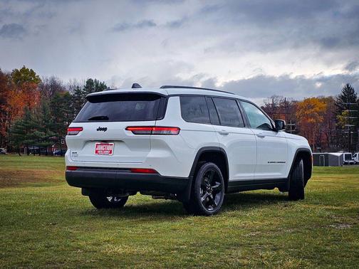 2025 Jeep Grand Cherokee L Altitude