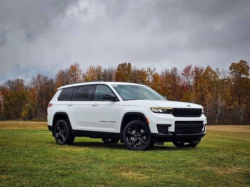 2025 Jeep Grand Cherokee L Altitude