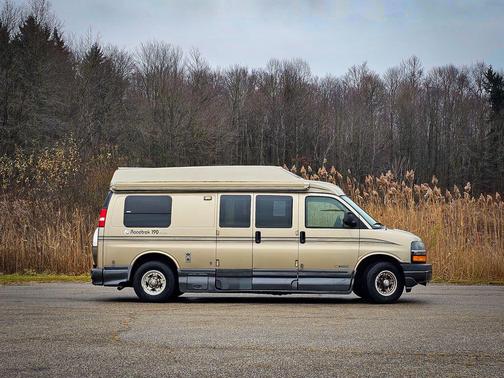 2006 Chevrolet Express 3500 Base