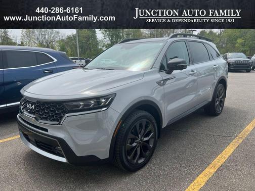 Wolf Gray 2023 Kia Sorento SX