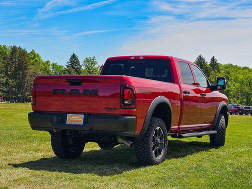 Molten Red Pearlcoat 2026 RAM 2500 Warlock Crew Cab 4x4 6'4' Box