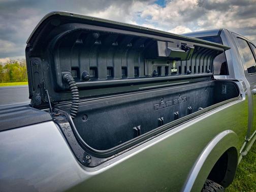 Billet Silver Metallic Clearcoat 2019 RAM 2500 Limited Crew Cab 4x4 6'4' Box