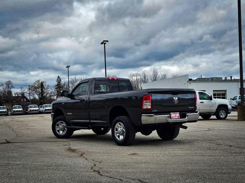 2021 RAM 2500 Tradesman Regular Cab 4x4 8' Box