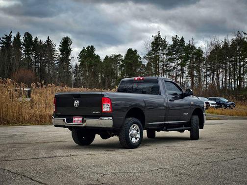 2021 RAM 2500 Tradesman Regular Cab 4x4 8' Box