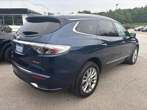 2022 Buick Enclave Avenir