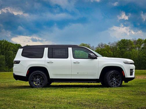 Bright White Clearcoat 2026 Jeep Grand Wagoneer 4x4