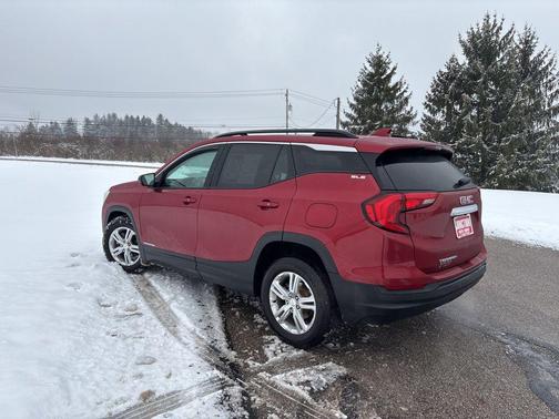 2020 GMC Terrain SLE