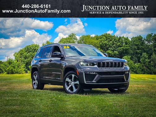 Baltic Gray Metallic Clearcoat 2026 Jeep Grand Cherokee Limited