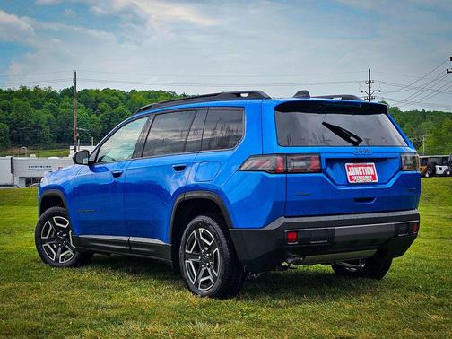 Hydro Blue Pearlcoat 2026 Jeep Cherokee Limited