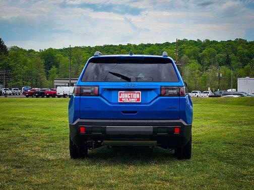 Hydro Blue Pearlcoat 2026 Jeep Cherokee Limited